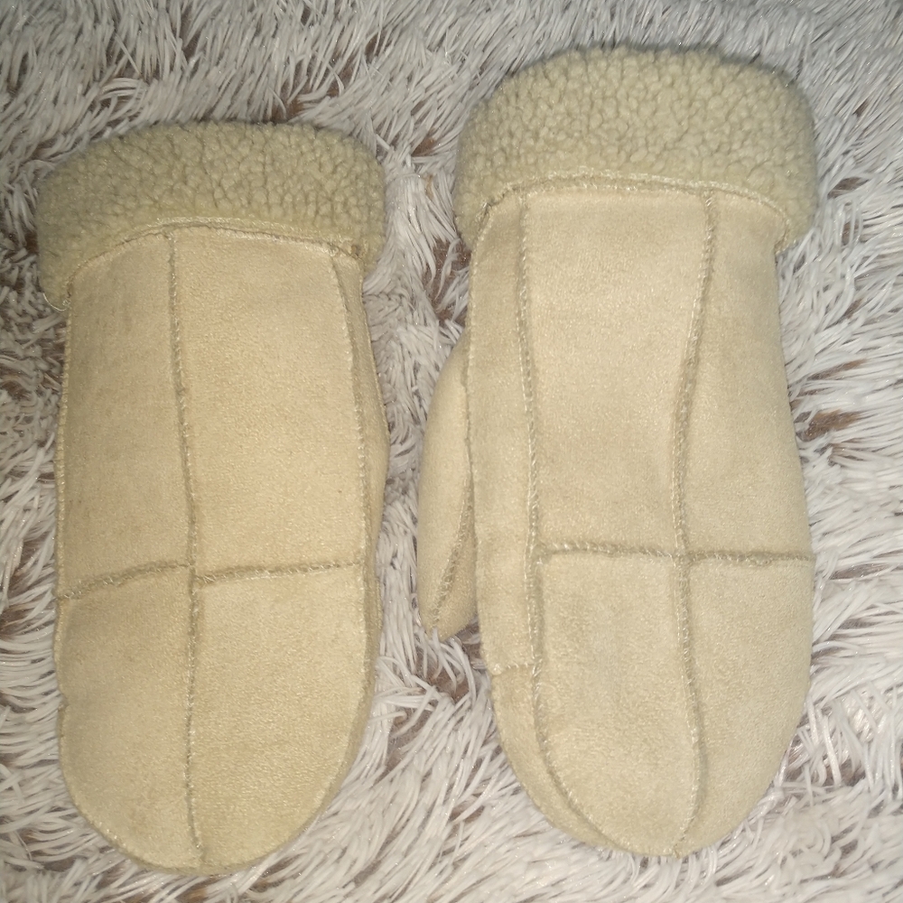 Kids suede mittens size 1-5